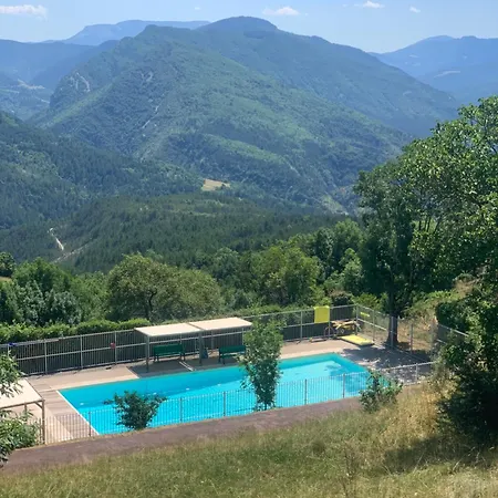 Couette-café Privées - Maison D Hôtes Piot - Drôme Pennes-le-Sec