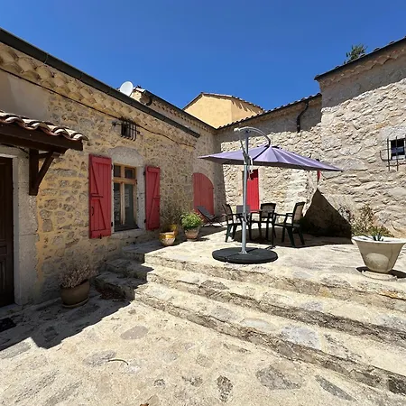 Couette-café Privées - Maison D Hôtes Piot - Drôme 3*